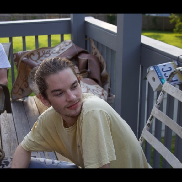 Meet your Posher, Kyle - Picture 1 of 1